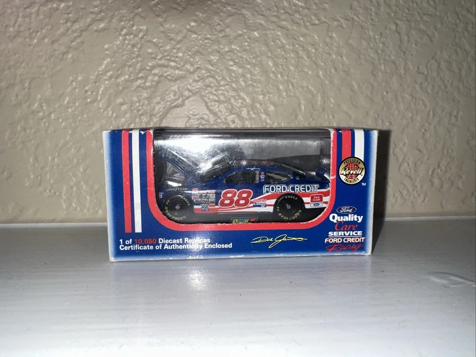 Colección Revel 1998 Dale Jarrett réplica diecast escala 1:64 1 de 10.080 Foto 1 de 4