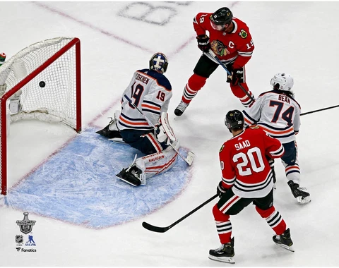 Jonathan Toews Chicago Blackhawks Unsigned 2020 Stanley Cup Cover