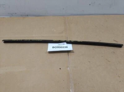 Volvo S40 2006 puerta delantera derecha ventana sello correa moldura OEM+ Foto 1 de 4