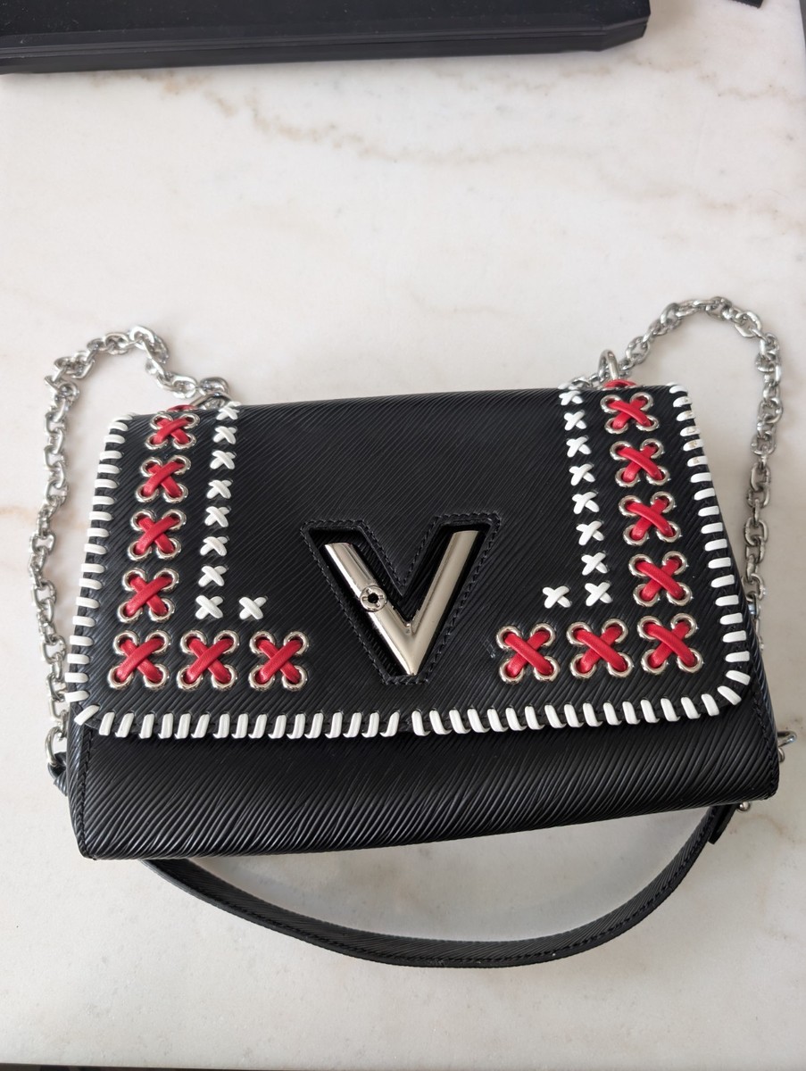 LOUIS VUITTON エピ ツイスト MM バッグ / TWIST MM M21112 Twist MM Epi Leather - Women - Handbags | LOUIS VUITTON ®