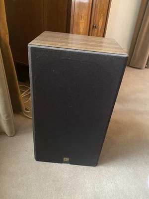 Coppia di diffusori da libreria vintage CELESTION Ditton 110, 8 ohm - Immagine 1 di 3