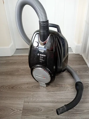 BOSCH GS-50 Power Silence 2 Hepa 66 Power Prosilence bagless Vacuum Cleaner bl - Image 1 of 4