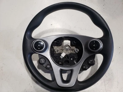 Volante con interruptores de control - Smart Fortwo 2016 cupé - OEM Foto 1 de 4