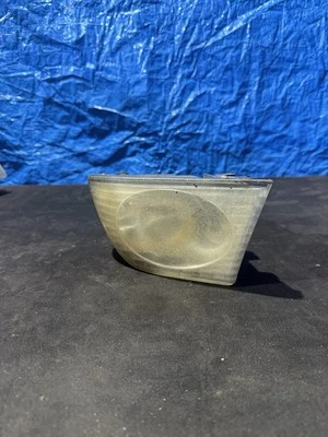 Оригинальные противотуманные фары со стороны пассажира для Lexus IS300 2001 года выпуска! - Изображение 1 из 4