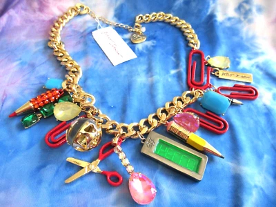 Betsey Johnson Regreso a la Escuela Suministros Dije Grueso Collar Lápiz Cristal Rojo Foto 1 de 4