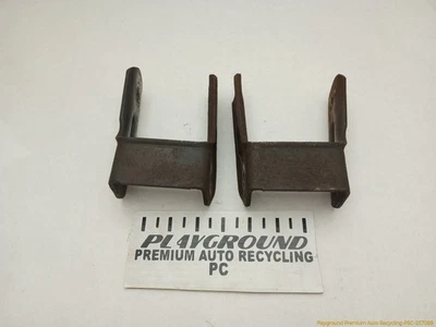 Par de soportes de grillete de resorte de hoja trasera Hummer H3 para 2006-2010 06 07 Foto 1 de 4