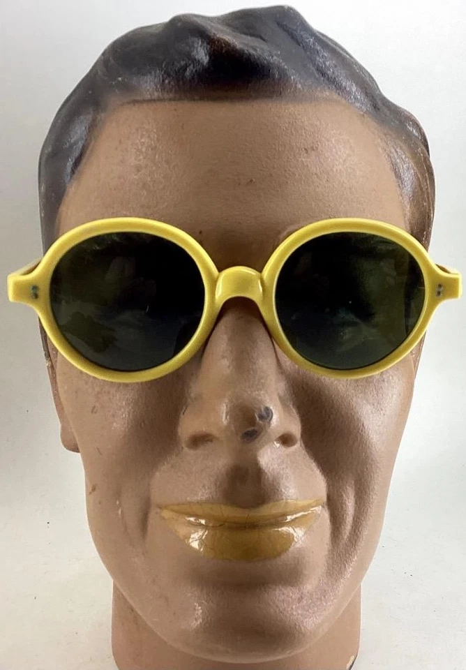 GAFAS DE SOL REDONDAS amarillas hippies de la era espacial MOD vintage años 60 6 piezas Foto 1 de 1