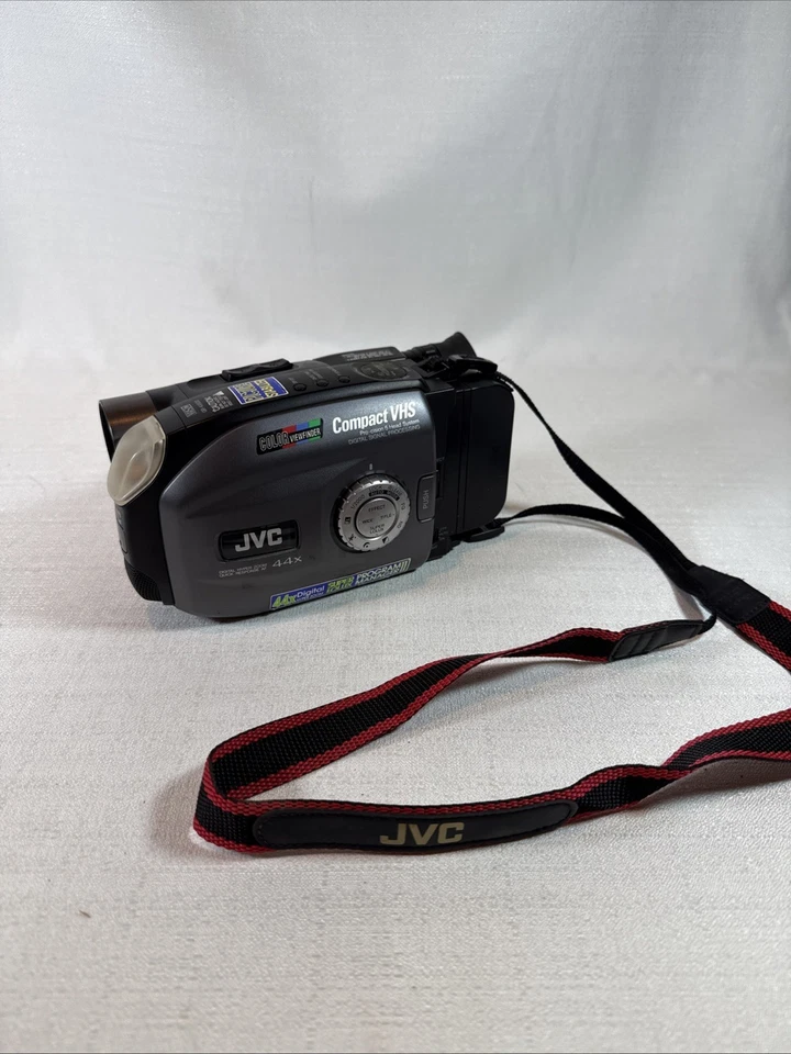 JVC GR-AX930U Videomovie Compact VHS-C Camcorder Video Camera Tested Works - Image 1 of 4