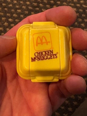 De colección '87 McDonald’s Happy Meal Cambiable Transformador Juguete Pollo Nuggets A+ Foto 1 de 3