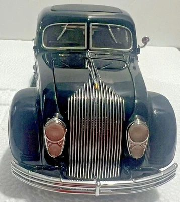 Franklin Mint 1:24 1934 Chrysler Airflow B12B816 COMPLETE READ DESCRIPTION - Image 1 of 4