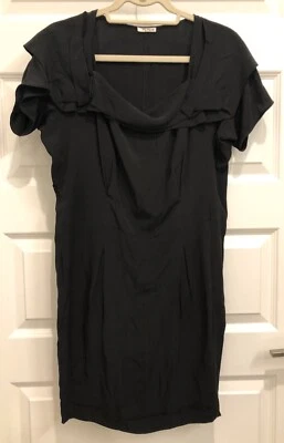 Vestido de seda con pliegues Miu Miu / Talla IT 38 / Negro / Usado en excelente estado Foto 1 de 4