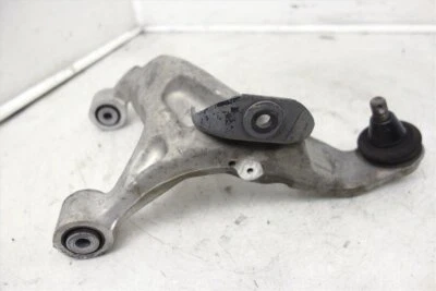 Braço de controle superior traseiro direito do passageiro Nissan Maxima 2004-2008 55501-Zd90b - Imagem 1 de 4