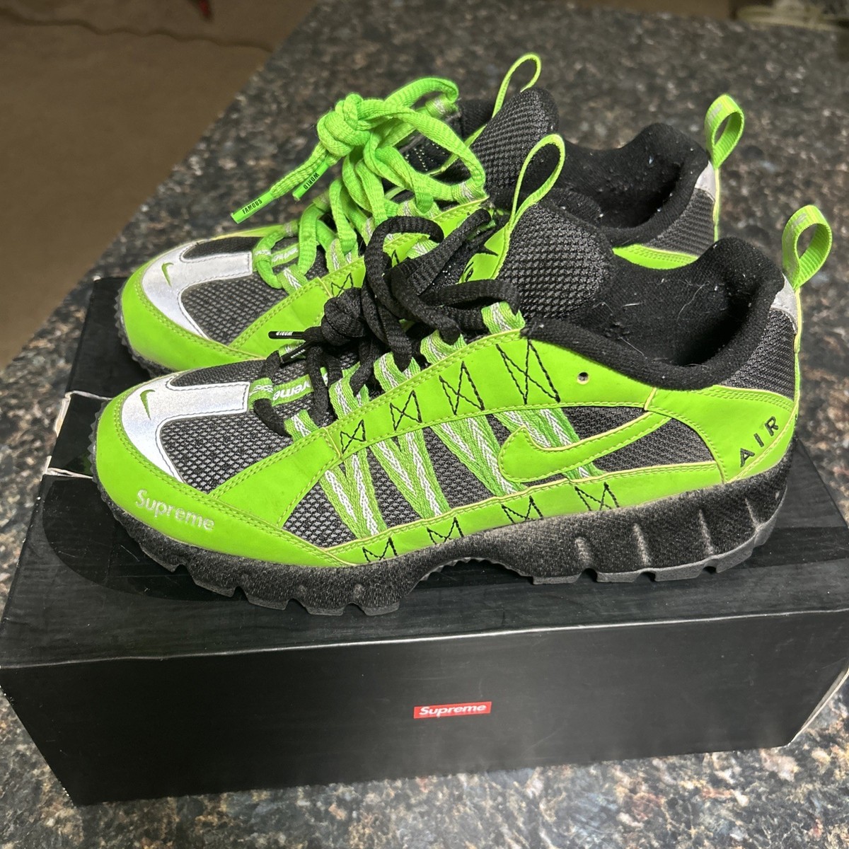 Nike Supreme x Air Humara 17 Green for Sale | Authenticity Nike Supreme x Air Humara 17 Green for Sale | Authenticity
