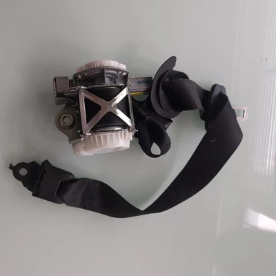 08-14 Cinturón de seguridad pasajero delantero derecho mercedes w204 c300 c350 c63 amg sin sensor  Foto 1 de 3