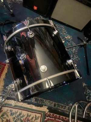 Bajo DW Performance Series Negro Mirra - 20x16 Foto 1 de 4