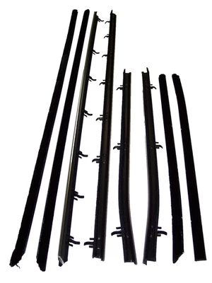 1966-67 Pontiac GTO, LeMans convertible beltline sweep set 8pc - Imagem 1 de 2