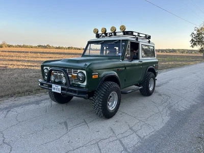 Ford Bronco 1970  Foto 1 de 4