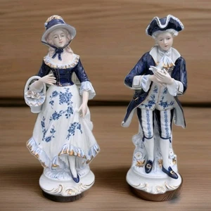Incredible Sitzendorf Pair Lady With Flowers Gent With Dove Blue, White & Gilt - Picture 1 of 17