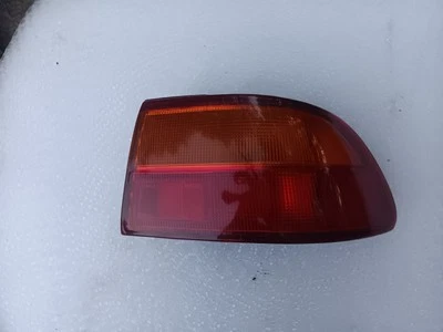 HONDA CIVIC 1992-1995 GENUINO FABRICANTE DE EQUIPOS ORIGINALES LUZ TRASERA DERECHA DEL LADO DEL PASAJERO (GB) Foto 1 de 4