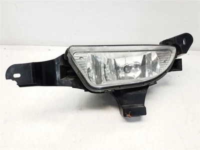 2005-07 Ford Five Hundred Drivers Left Fog Light  - Image 1 of 4