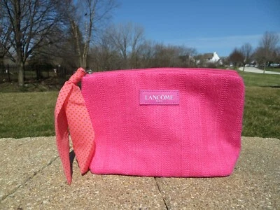 NUEVO - Estuche de Maquillaje Punto Lancome con Bufanda - Color Rosa Coral Foto 1 de 4
