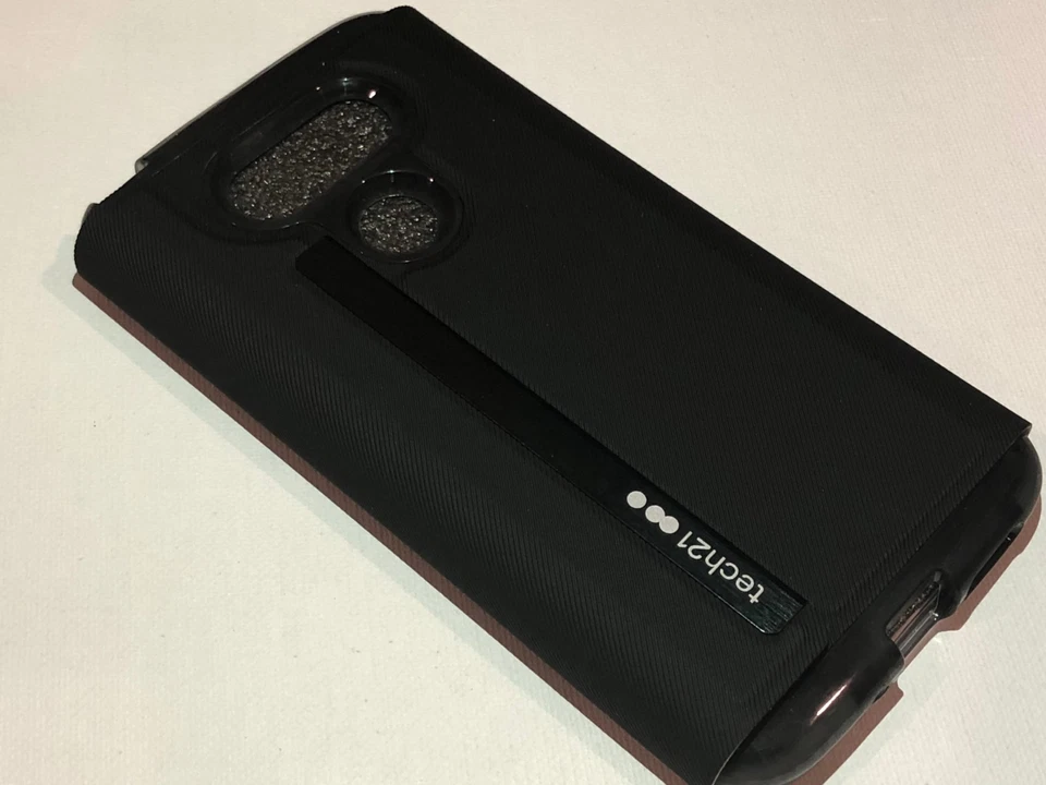 Funda abatible Tech21 Evo CARTERA para LG G5 - Negra / T21-4529B Foto 1 de 4