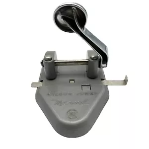 Wilson Jones Marvel 2 Hole Paper Punch Model 331 Heavy Duty Hole Puncher VTG USA - Picture 1 of 16