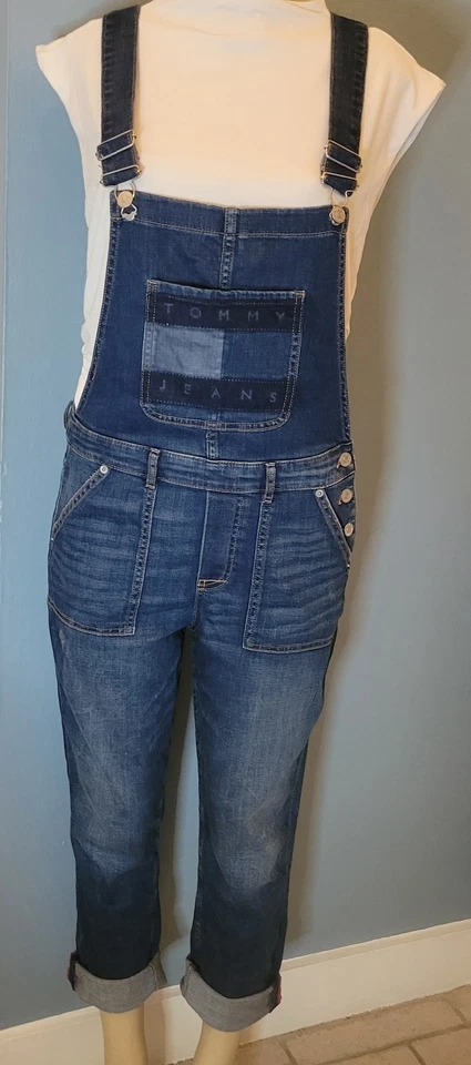 Macacão jeans Y2k bainha crua cropped Tommy tamanho 6 28 cintura. Estilo hiphop dos anos 1990 - Imagem 1 de 4