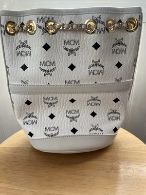 Mochila MCM Baren Cadena Cuero Blanco Foto 1 de 4