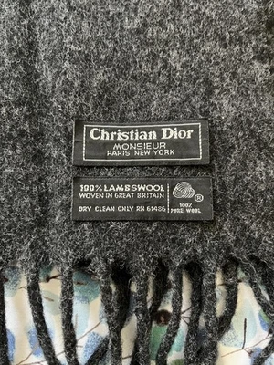 Christian Dior Monsieur Paris New York Bufanda Gris Carbón 100% Lana de Cordero  Foto 1 de 4