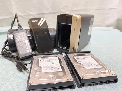QNAP TS-264 Intel 4C/4T Processor w/ 2 8 TB Hard drives - Image 1 of 4