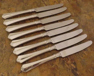 Oneida Juilliard Cube Set of 8 Dinner Knives Stainless Flatware Lot D - Foto 1 di 6