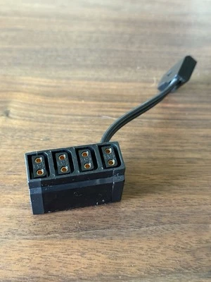 Cable múltiple Anton Bauer PowerTap, macho a 4 hembra divisor de grifo D divisor de grifo P Foto 1 de 2