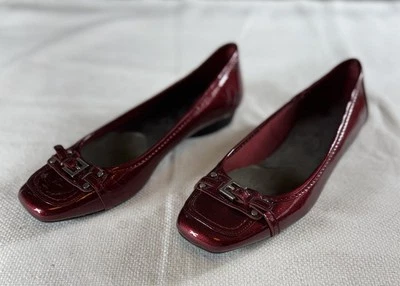 St Johns Bay Shoes Womens Size 8 Patent Leather Buckle Flats Comfort Loafers - Image 1 of 4