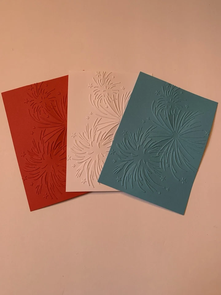 3 paneles frontales de tarjetas en relieve hechos a mano del 4 de julio para sobres tamaño A2 Foto 1 de 1