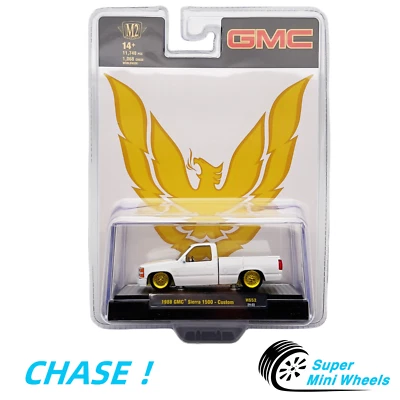 CHASE ! M2 Machines 1:64 - 1988 GMC Sierra 1500 Custom White - Image 1 of 2