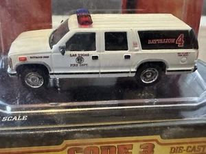 Code 3 Collectibles Las Vegas Fire Dept. Battalion #4 Chevrolet Suburban - Picture 1 of 3