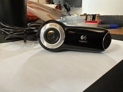 Logitech Quickcam PRO 9000 Webcam Carl Zeiss 2mp Autofocus Facetrack /Microphone - Image 1 of 3