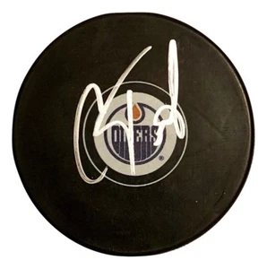 CAM TALBOT AUTOGRAFIADO FIRMADO A MANO DISCO OFICIAL EDMONTON ENGRASADORES con certificado de autenticidad - Imagen 1 de 3