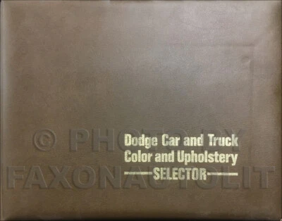1972 Dodge Color and Upholstery Dealer Album Challenger Dart Coronet Charger Etc - Imagem 1 de 2