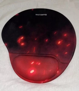 Victsing Black & Red Mousepad - Picture 1 of 5