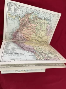Vintage Atlas Book, Small, Brentano’s NY, *READ* - Foto 1 di 18