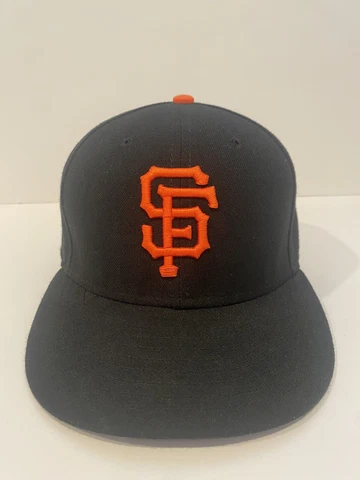 San Francisco Giants Hat  MLB Authentic Collection NewEra 39Thirty Fitted Sm-Med Cover