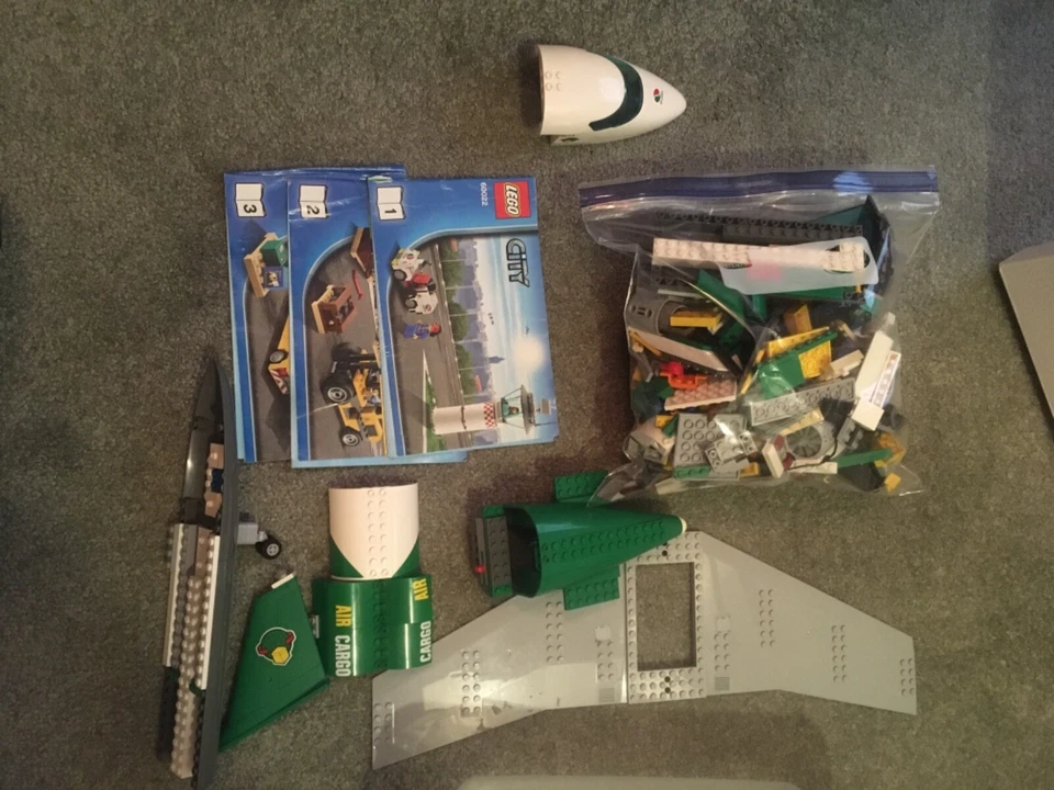 Lego city airplane 60022 airport incomplete - Image 1 of 1
