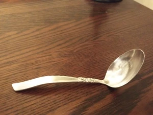 VTG - Community Gravy Ladle with Scrolled Handle - Picture 1 of 6