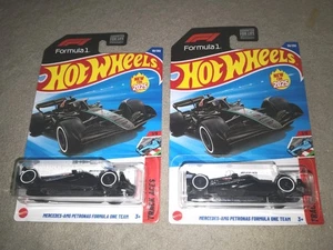 2025 Hot Wheels Mainline MERCEDES-AMG PETRONAS F1 TEAM Formula J Case | Lot of 2 - Picture 1 of 8