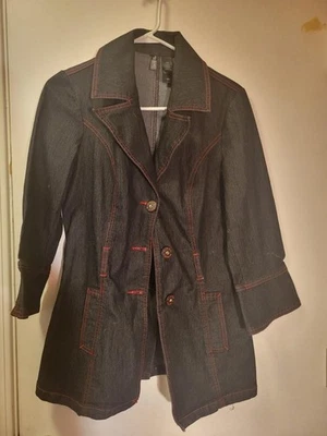 Chaqueta de mezclilla Bisou Bisou para mujer talla mediana negra roja Jean  Foto 1 de 4