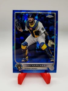 2022 Topps Chrome SAPPHIRE Omar Narvaez #139 Milwaukee Brewers - Picture 1 of 2