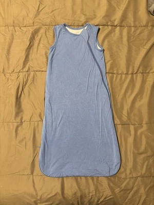 Saco de dormir Kyte Baby 1,0 Tog talla pequeña en azul Foto 1 de 3