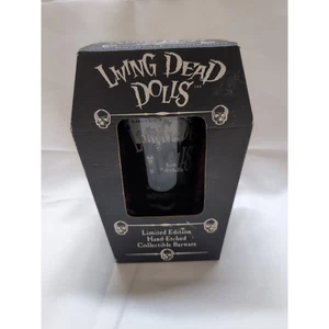 MUÑECAS LIVING DEAD LÍMITE 67/666 GRABADAS A MANO COLECCIONABLES Cristal BARWARE Sin RARO - Imagen 1 de 13